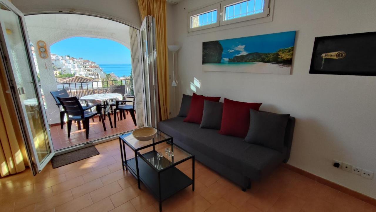 Casa Christina- Burriana Beach Villa Nerja Bagian luar foto